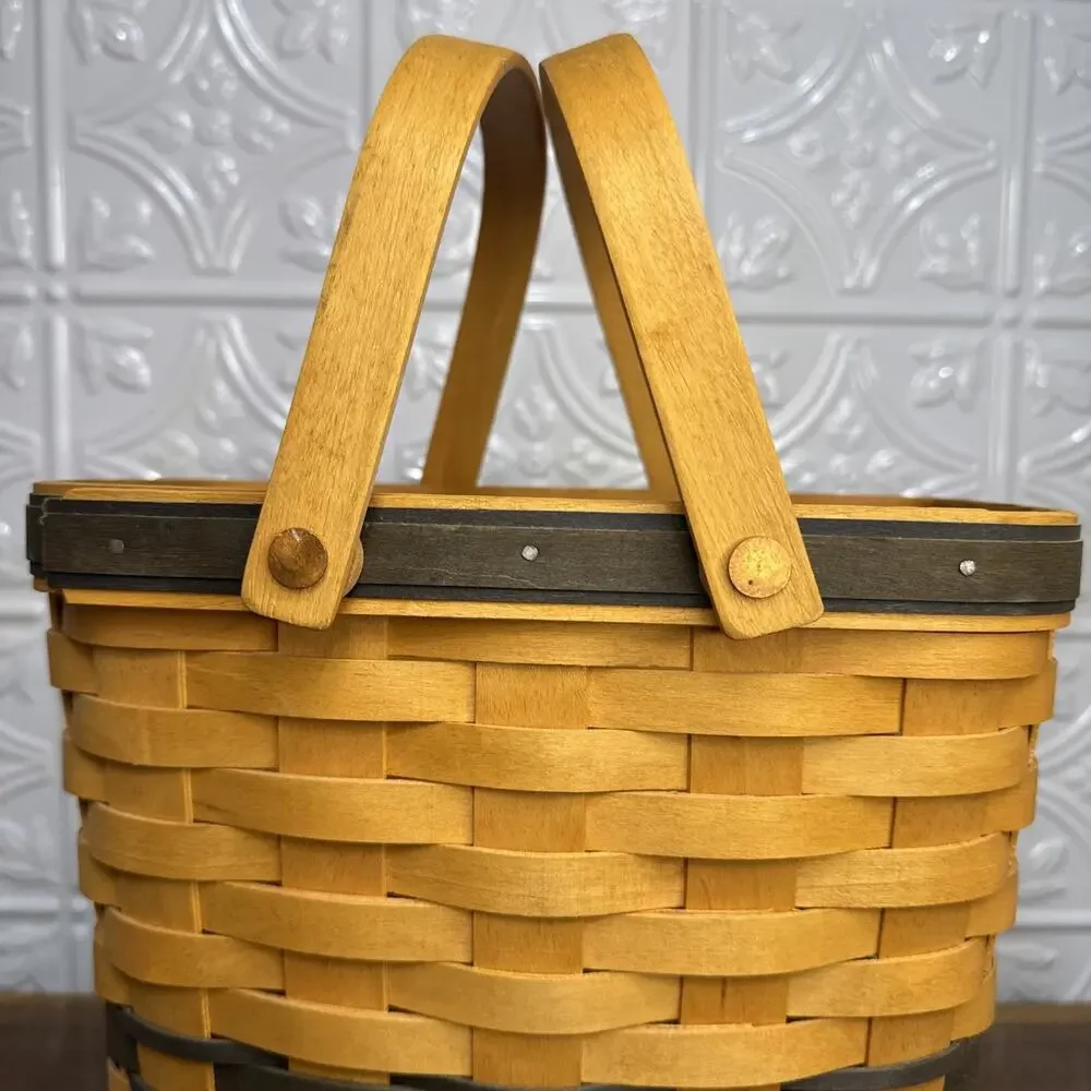 Longaberger Collectors Club Membership Basket 1998